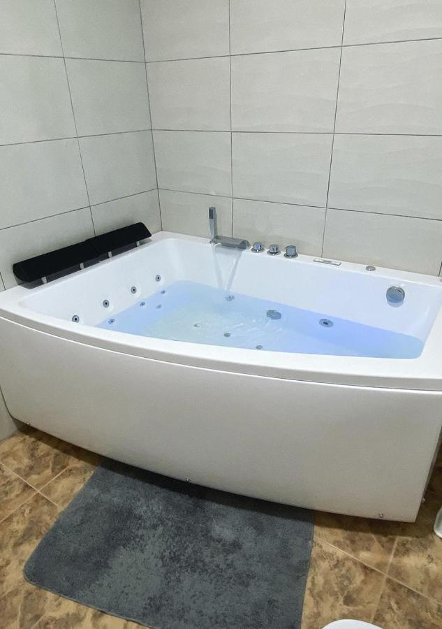 Casa Con Piscina, Villa Alarilla Fuentiduena de Tajo Εξωτερικό φωτογραφία